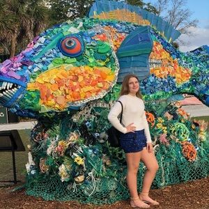 Meet your Posher, Hannah